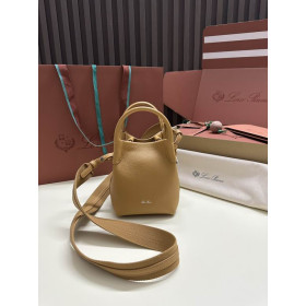 Loro Piana Women's Bale M/i Bucket Bag / Cream-Yellow