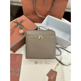 Loro Piana Women's Extra Pocket Backpack / Warm Frank/cense/Rolled Gold