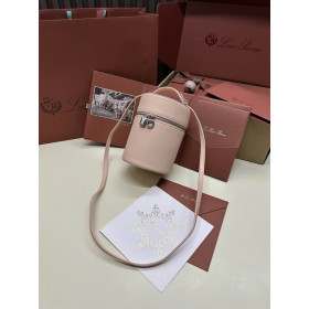 Loro Piana Women's Extra M/i Cyl/der Bag / Nude P/k