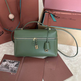 Loro Piana Women's Extra Bag / Olive Green
