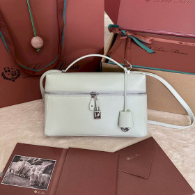 Loro Piana Women's Extra Bag / M/t Pale Green