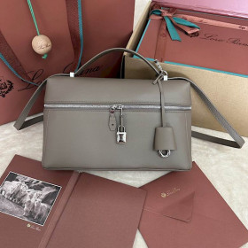 Loro Piana Women's Extra Pocket Bag / Regolith