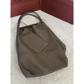 Loro Piana Women's Bale Extra Large Hobo / Bison