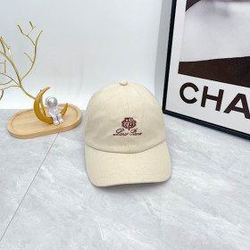 Loro Piana Baseball Cap with Elasticated back Cashmere Storm System in beige and brown