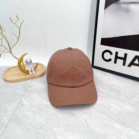 Loro Piana Baseball Cap with Elasticated back Cashmere Storm System in caramel brown and brown