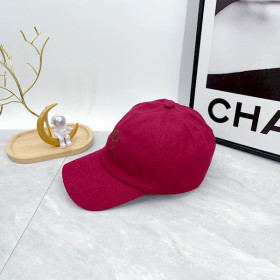 Loro Piana Baseball Cap with Elasticated back Cashmere Storm System in red and brown
