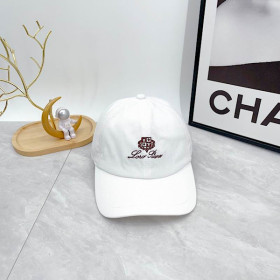 Loro Piana Baseball Cap with Elasticated back Cashmere Storm System in white and brown