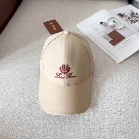 Loro Piana Baseball Cap with Elasticated back Microfibre Storm System in beige and red brown