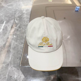 Loro Piana Baseball Cap with Elasticated back Microfibre Storm System in light beige and yellow
