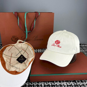 Loro Piana Baseball Cap with Elasticated back Microfibre Storm System in white and red