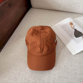 Loro Piana Baseball Cap with Elasticated back Storm System in caramel brown