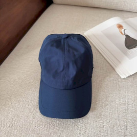 Loro Piana Baseball Cap with Elasticated back Storm System in navy blue