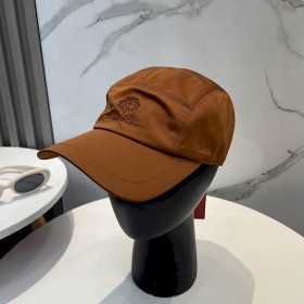 Loro Piana Baseball Cap with Elasticated back and Storm System in caramel brown