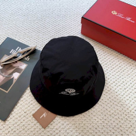 Loro Piana Men's / Women's Bucket Hat with Microfibre Storm System in black