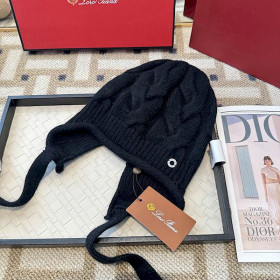 Loro Piana Men's / Women's Cuffed Wool Beanie in black