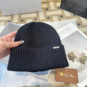 Loro Piana Men's / Women's Ribbed Cashmere Beanie in black
