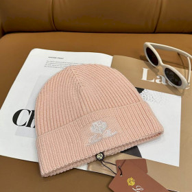 Loro Piana Women's Ribbed Knit Beanie with White Featuring Logo Detail in Pink