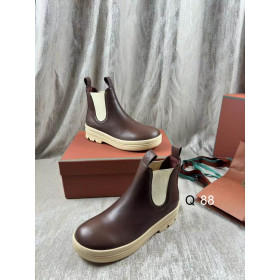 Loro Piana Women's Short Boots / Brown