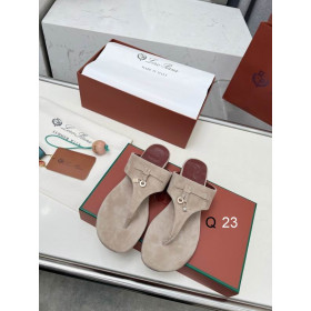 Loro Piana Women's M/dil Sandals / Apricot