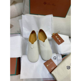 Loro Piana Women's Floaty Flat Shoes / Creamy White