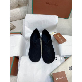 Loro Piana Women's Floaty Flat Shoes / Black